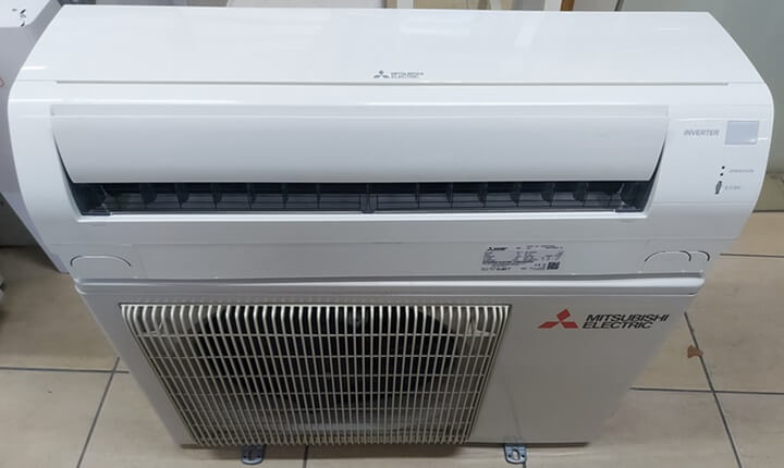 Samsung 55″ 4K UHD Smart TV – QLED